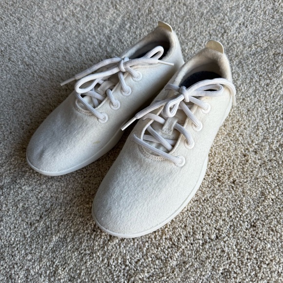 allbirds Shoes - Allbirds Wool Runners White Cream Sneakers Womens W7 Lightweight Lace Up